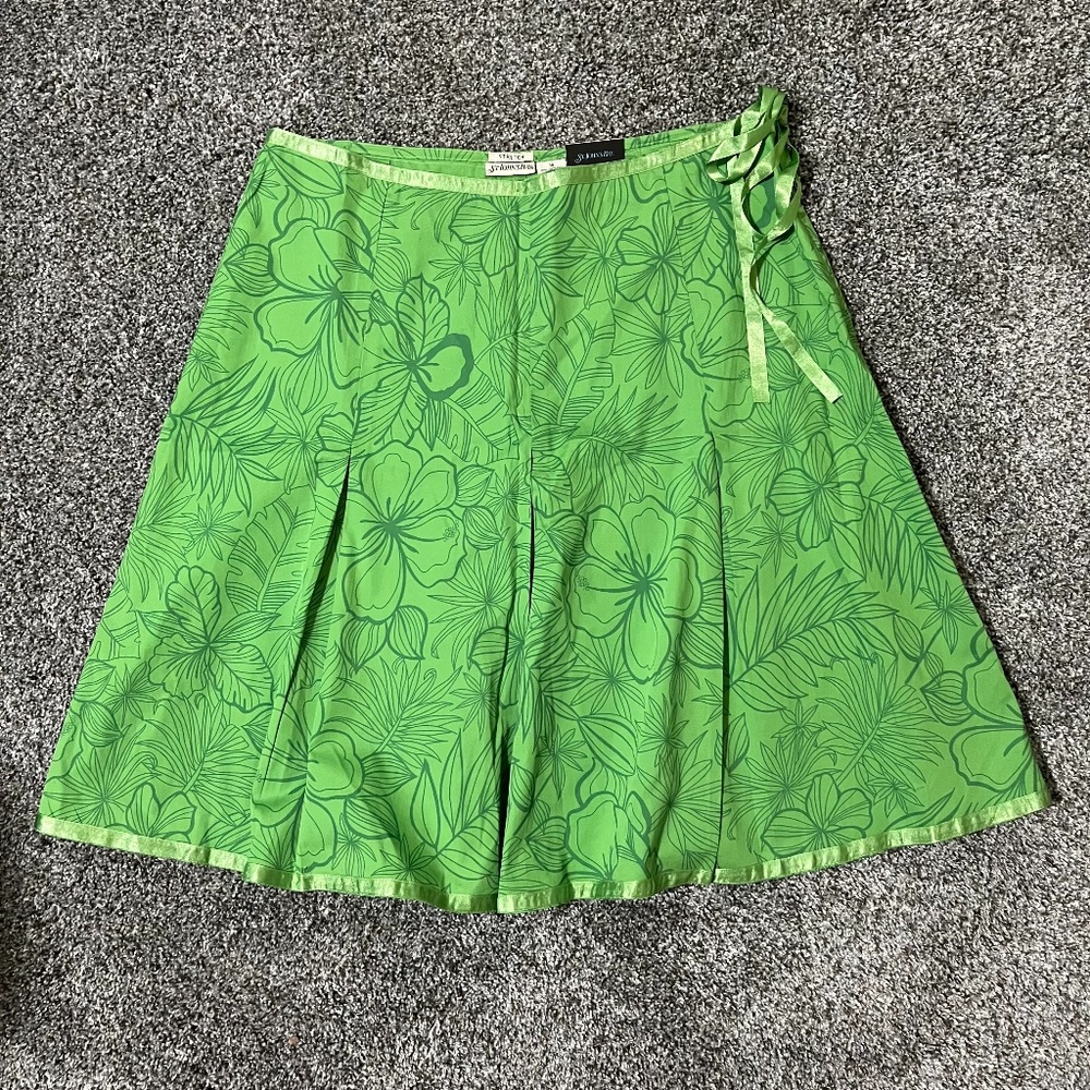 St John's Bay Women's Cotton & Spandex Floral Skirt; Size 14; NEW